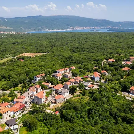 Relax Village Mare *