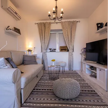 Relax Village Mare *